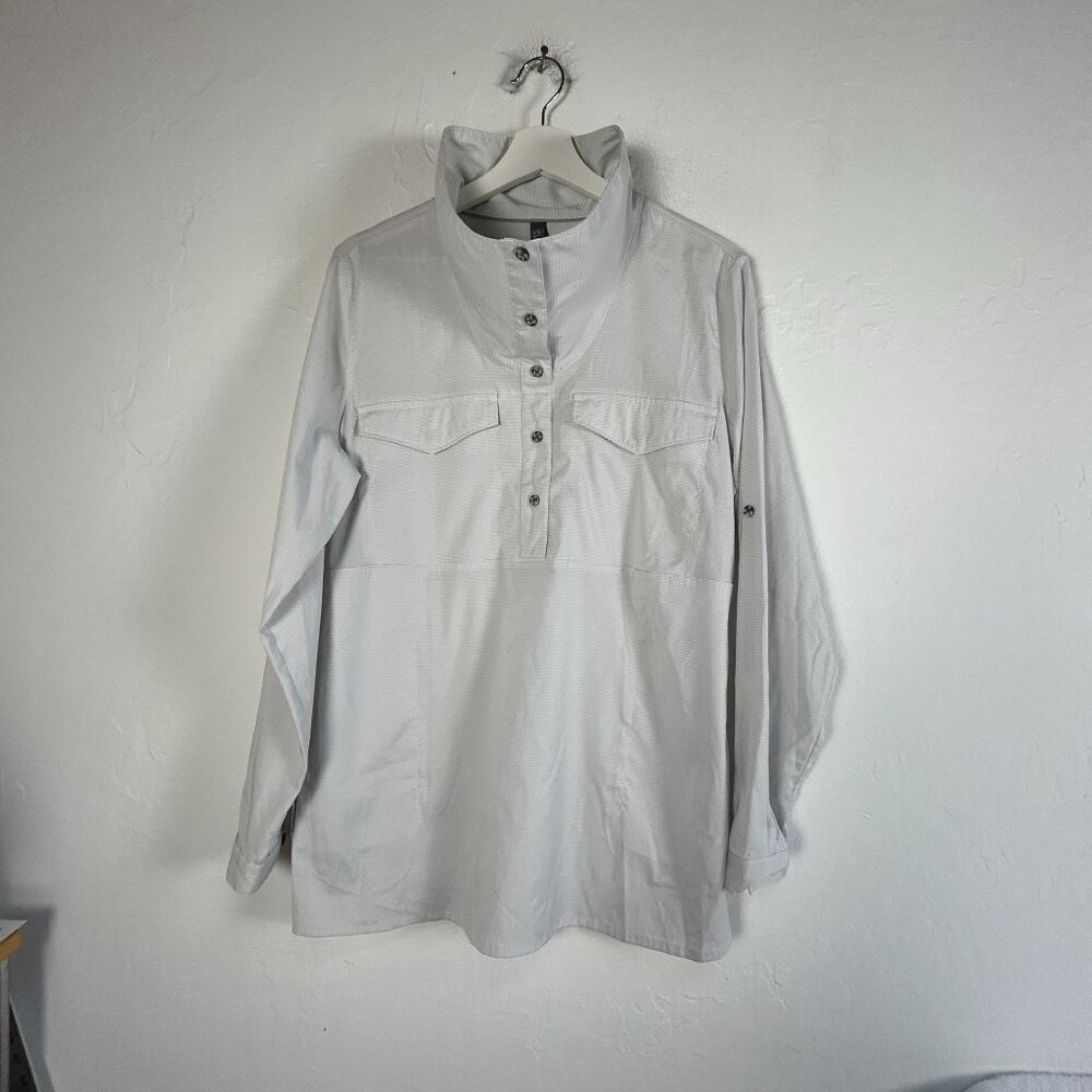 Mountain Hardwear Womens Citypass Long Sleeve Popover Shirt Large Gray Pinstripe